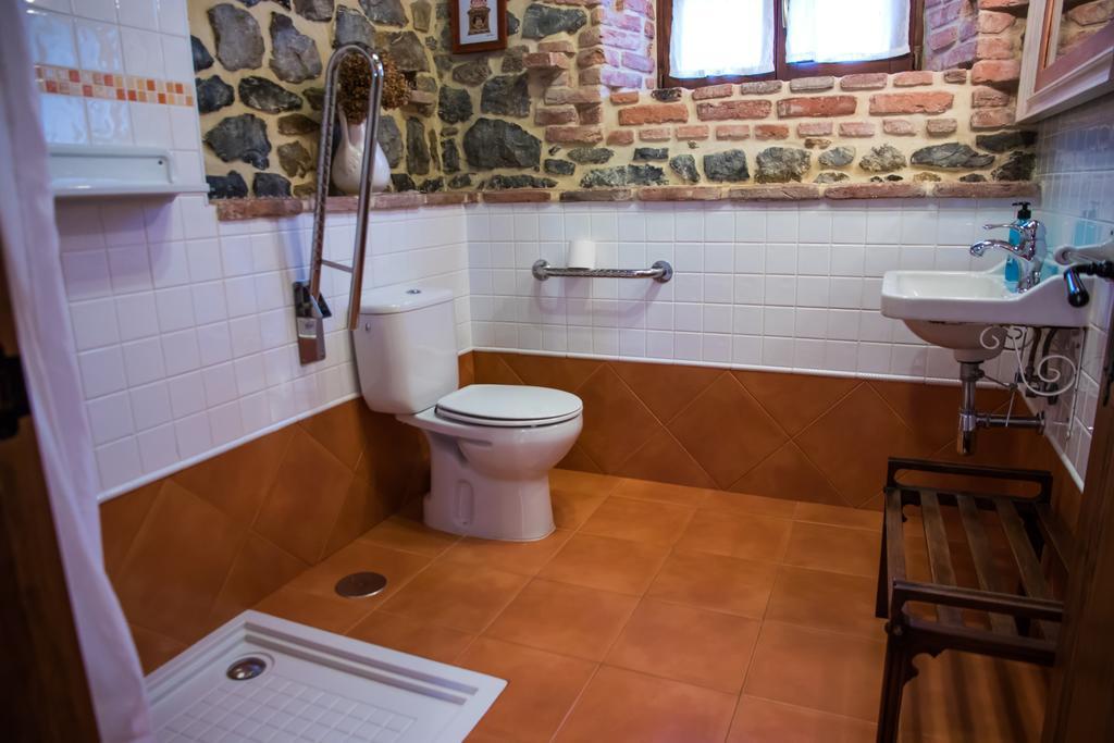 Viviendas Rurales Las Fontanias Cóbreces エクステリア 写真