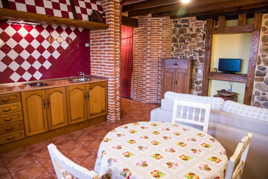 Viviendas Rurales Las Fontanias Cóbreces エクステリア 写真