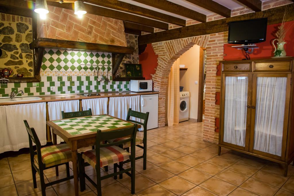 Viviendas Rurales Las Fontanias Cóbreces エクステリア 写真